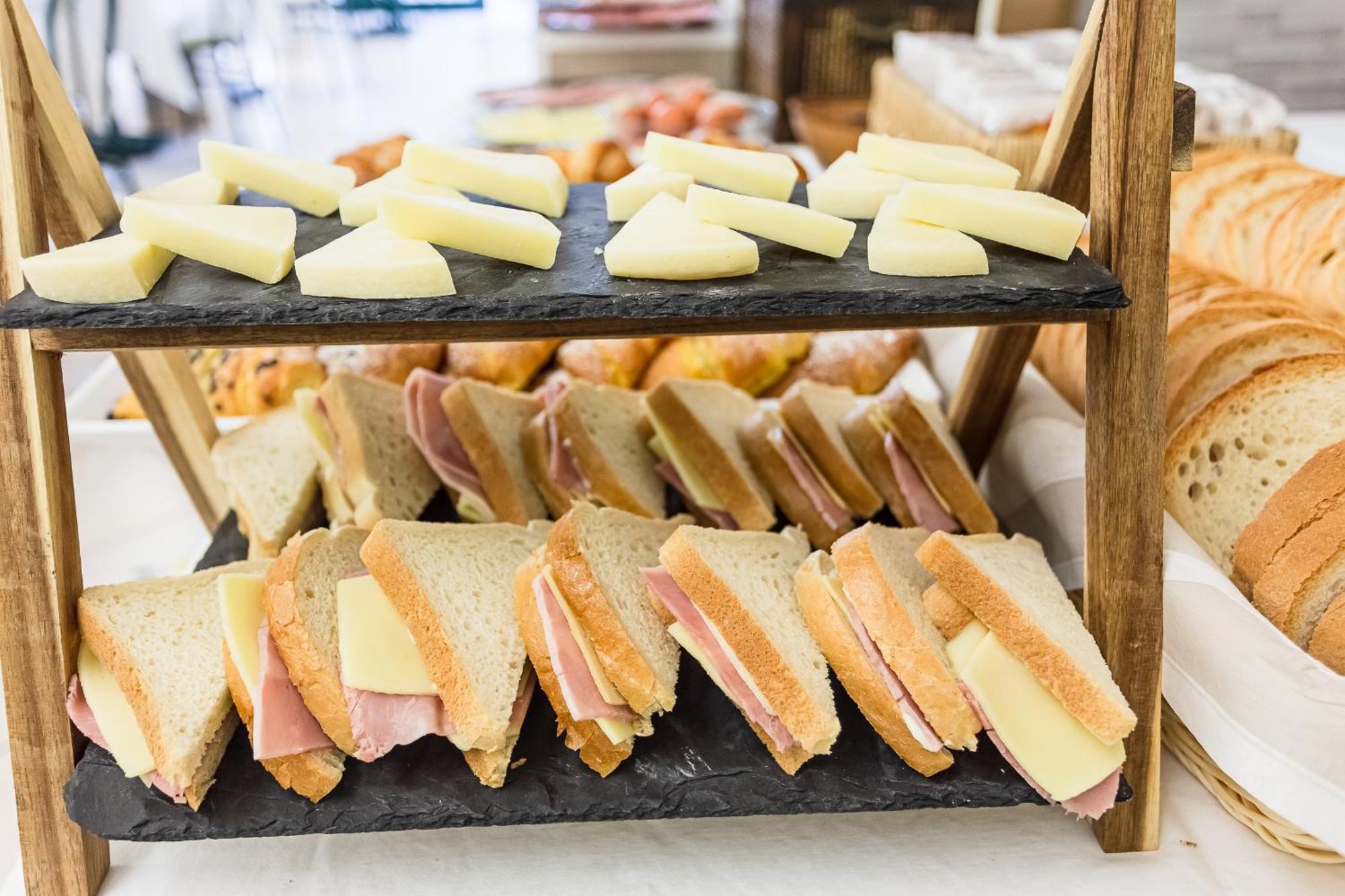 Hotel Gadames - Lunch On The Beach Cervia Esterno foto